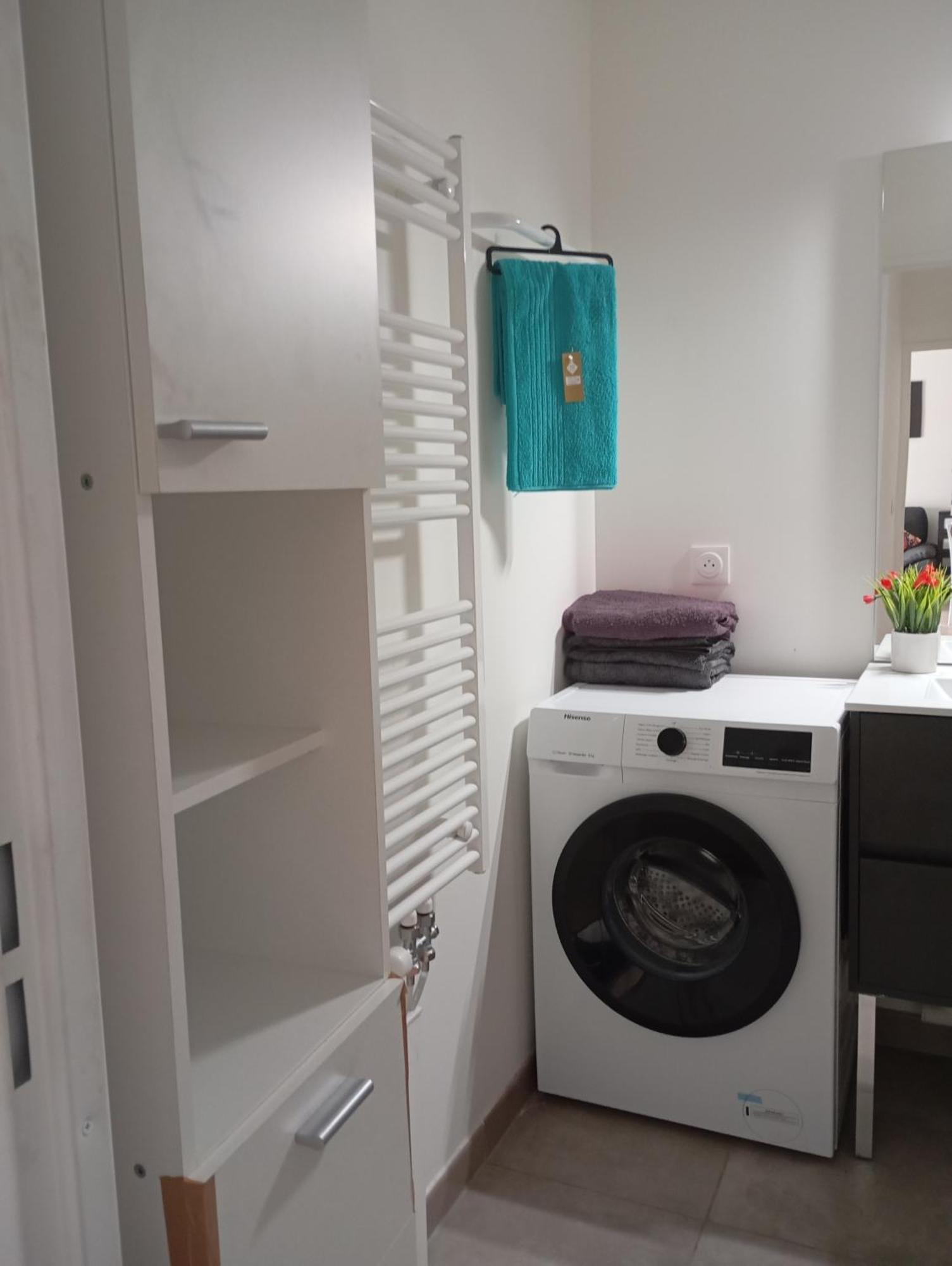 Thecalc Homes 2Bedroom+1Kitchen Сартрувіль Екстер'єр фото